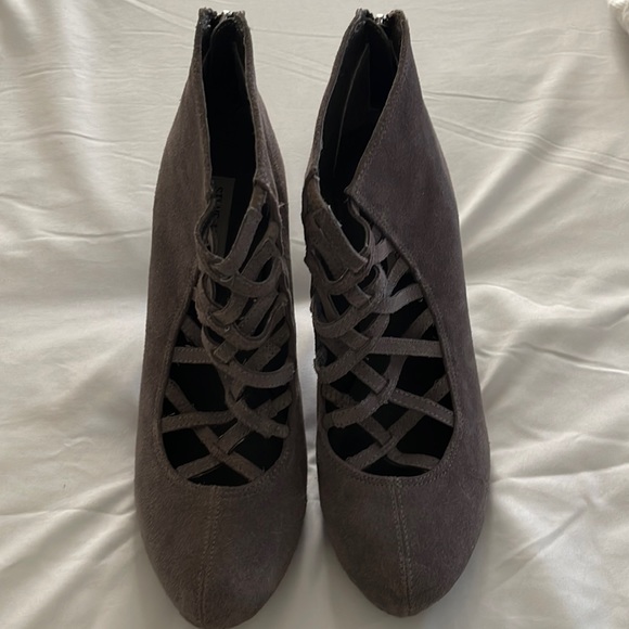 Steve Madden String Lace Heels - Picture 2 of 9